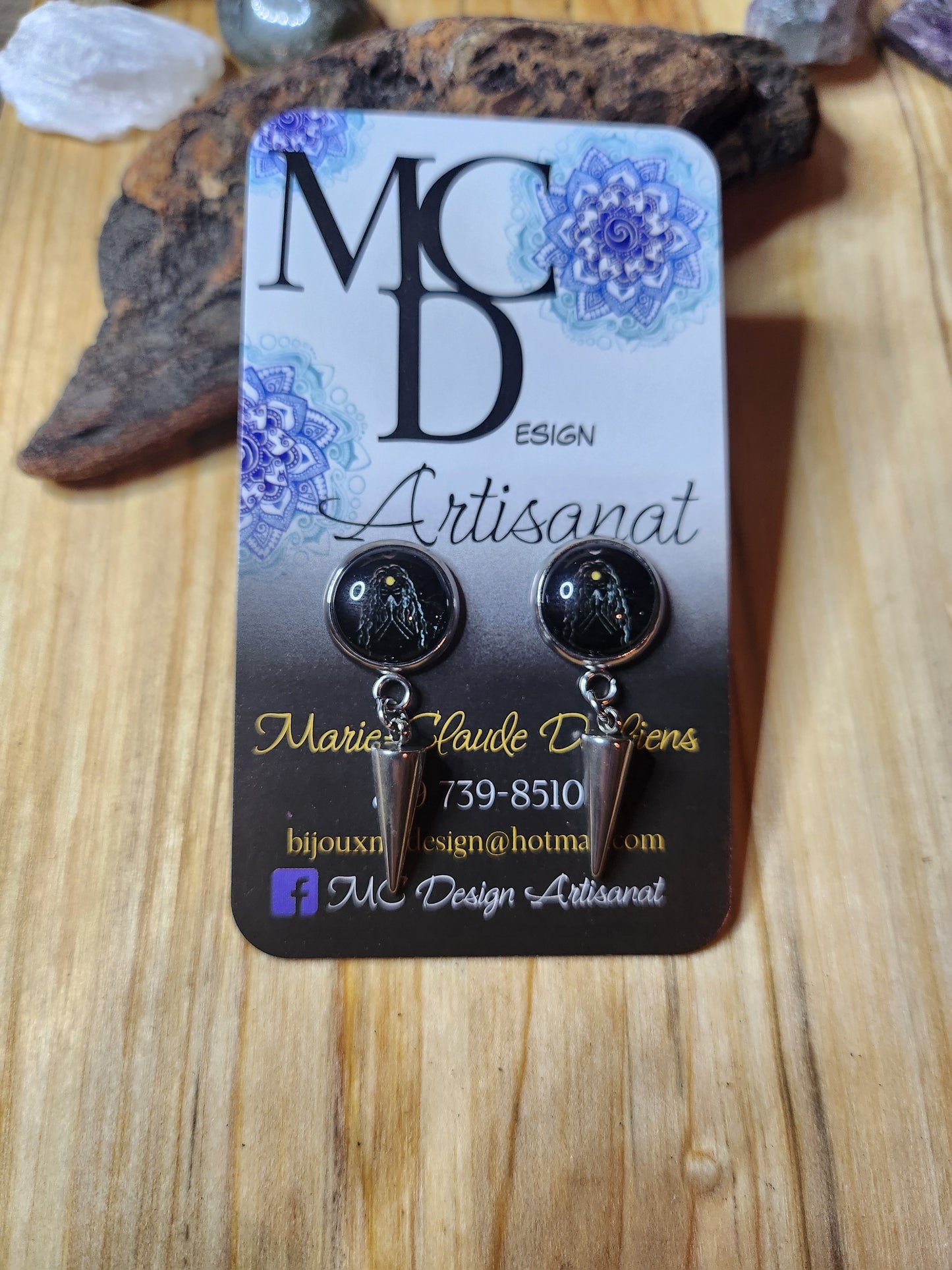 Clous d'oreilles Cabochon de verre Fille de lune