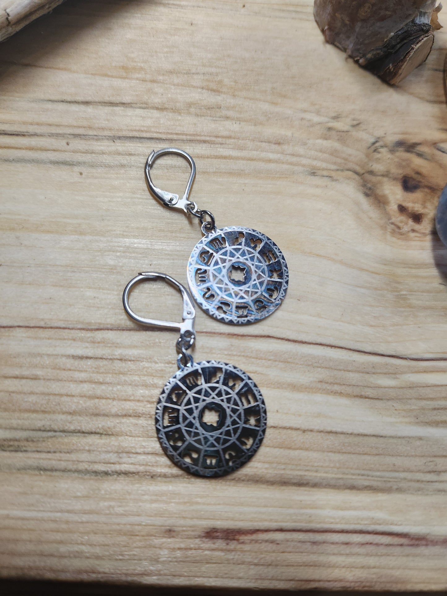 Boucles d'oreilles Roue signes astrologiques