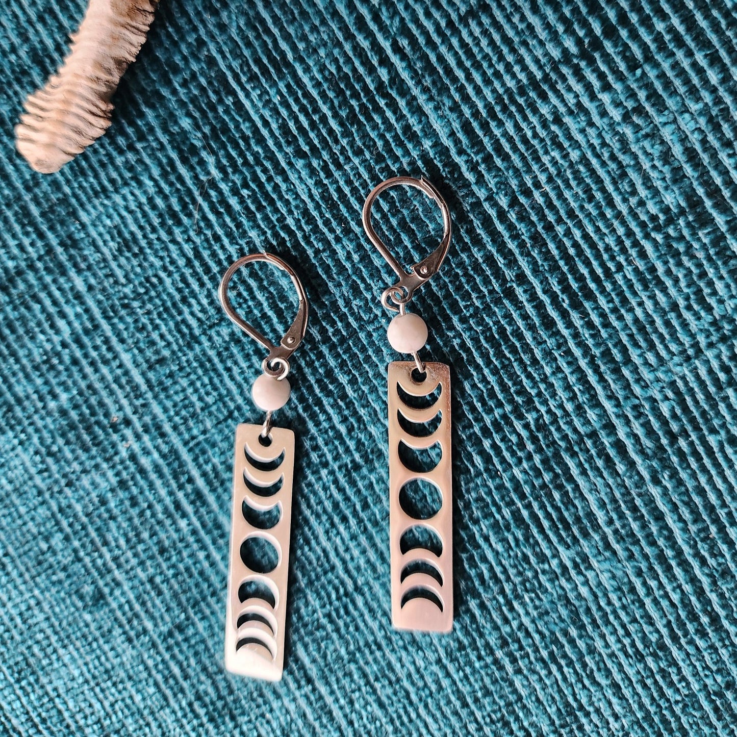 Howlite matte