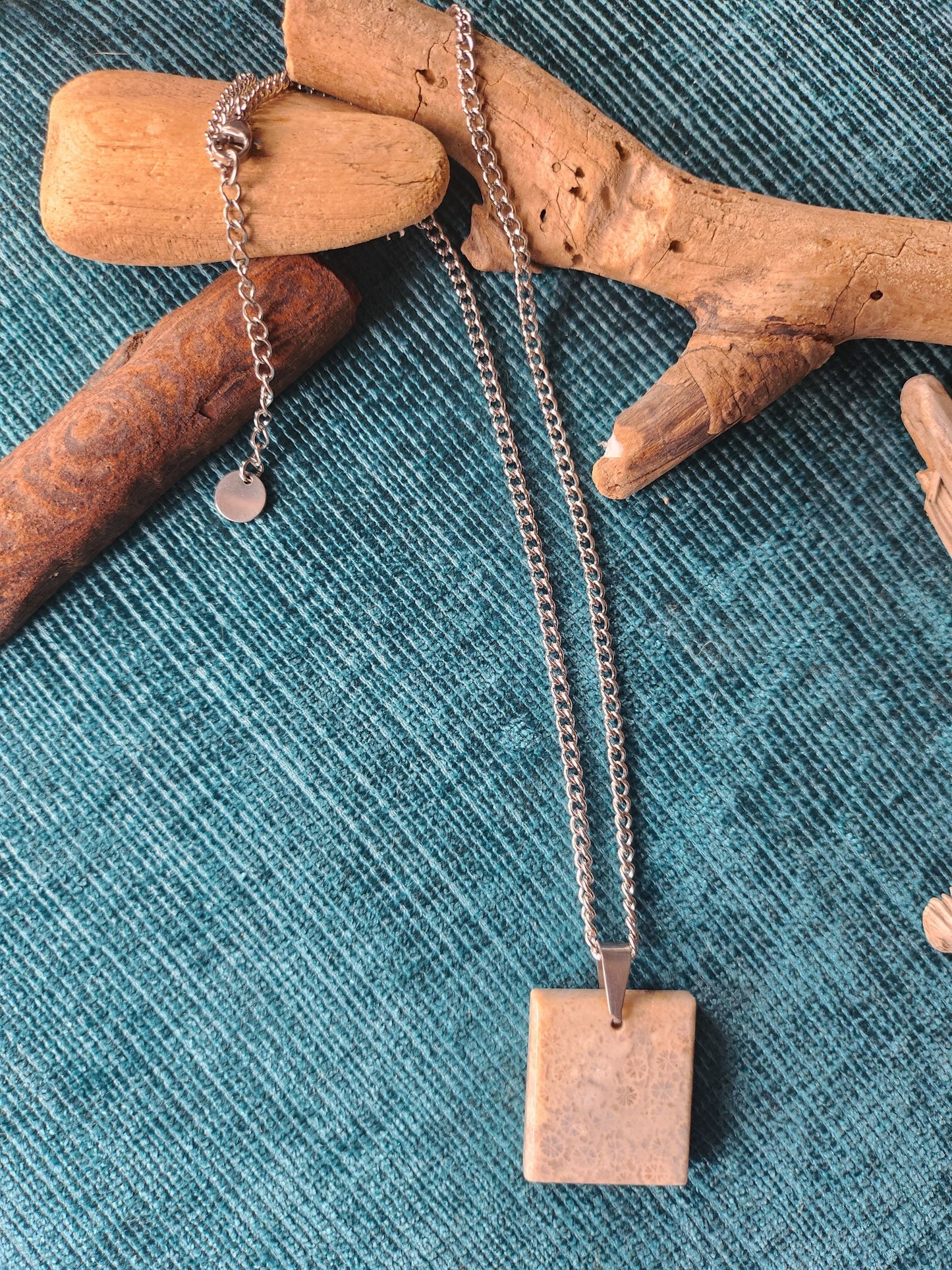 Collier