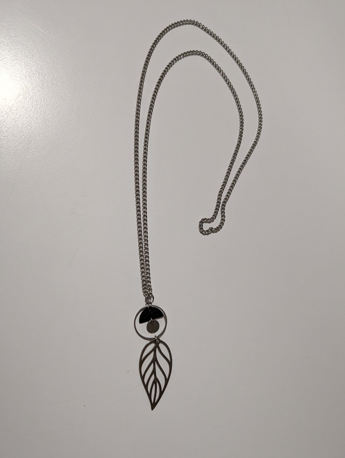 Collier long