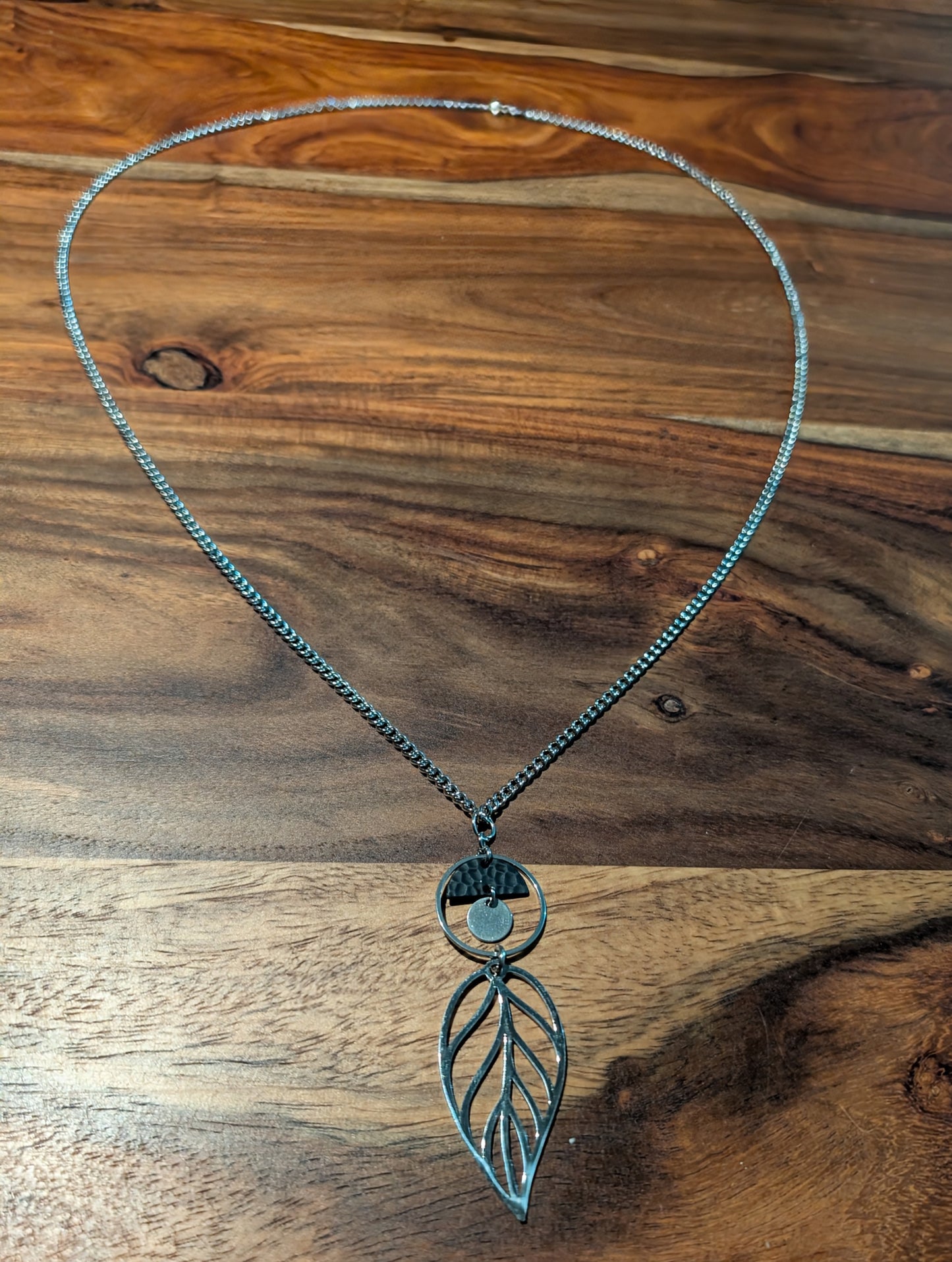 Collier long