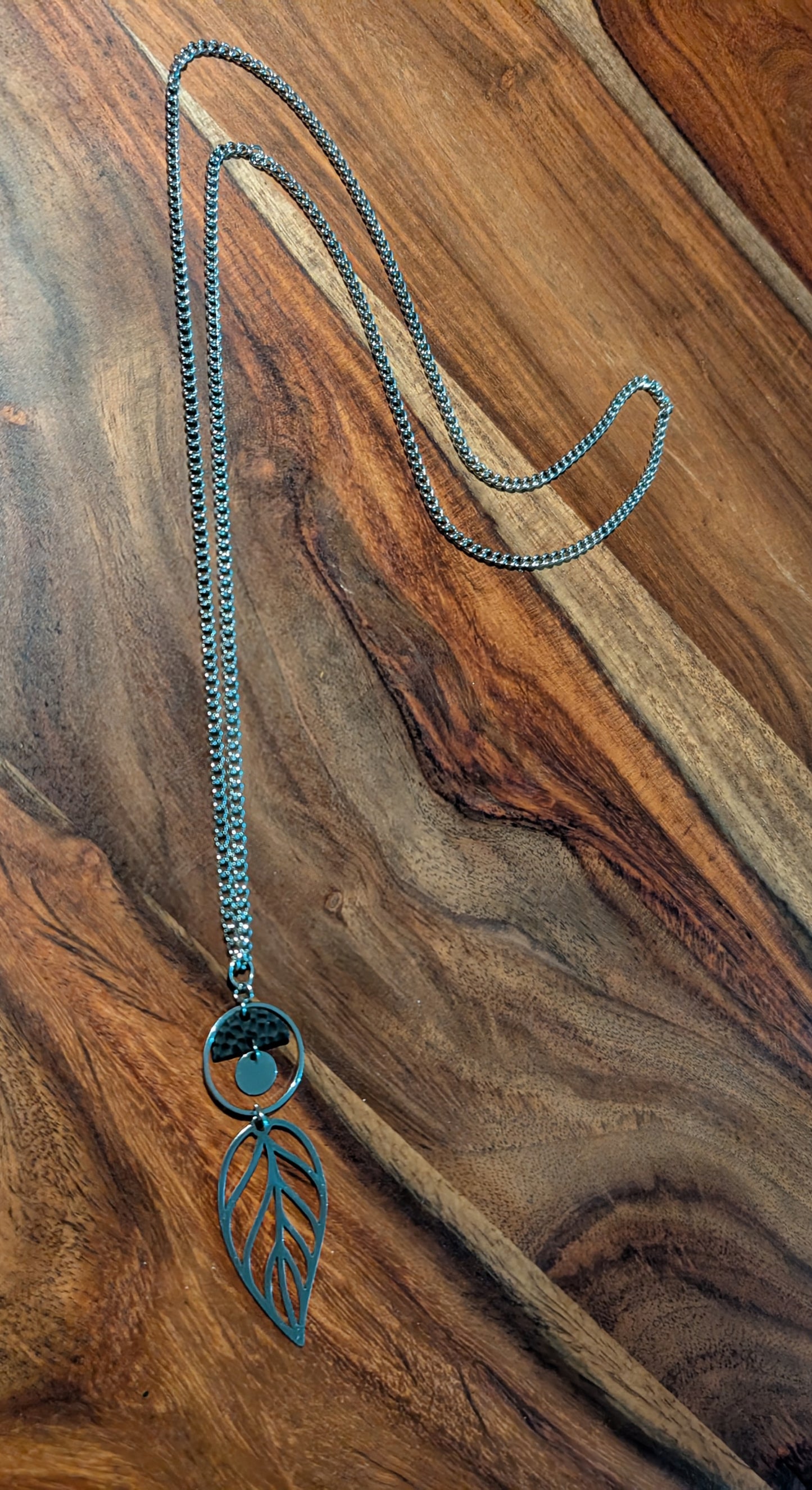 Collier long