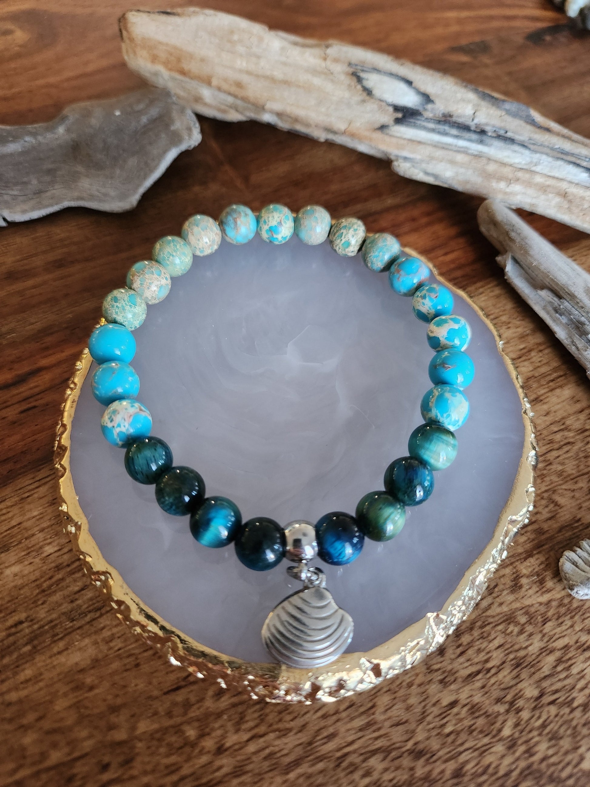 Bracelet en pierre semi-précieuses avec billes de 8mm. Jaspe sédiment et oeil de tigre turquoise