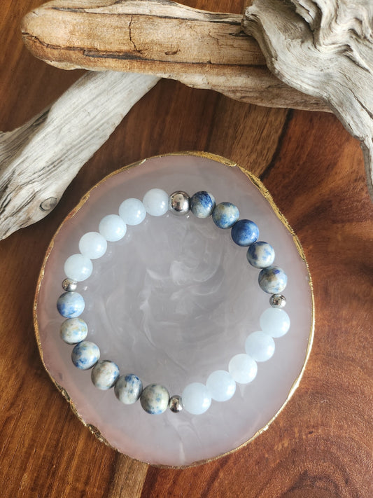 Bracelet en pierre semi-précieuses avec billes de 8mm. Aigue-marine et agate crazy lace bleu ciel.