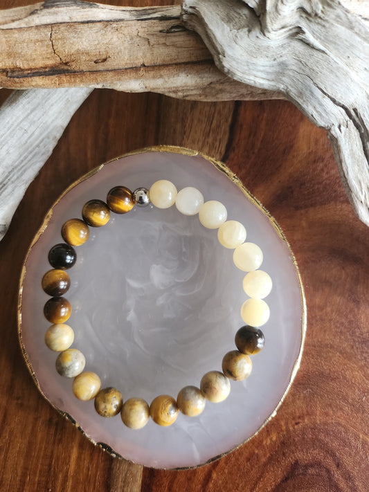 Bracelet en pierre semi-précieuses avec billes de 8mm. Oeil de tigre jaune, agate crazy lace et calcite.