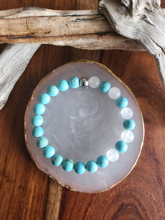 Bracelet en pierre semi-précieuses avec billes de 8mm. Turquoise matte et Quartz snow.
