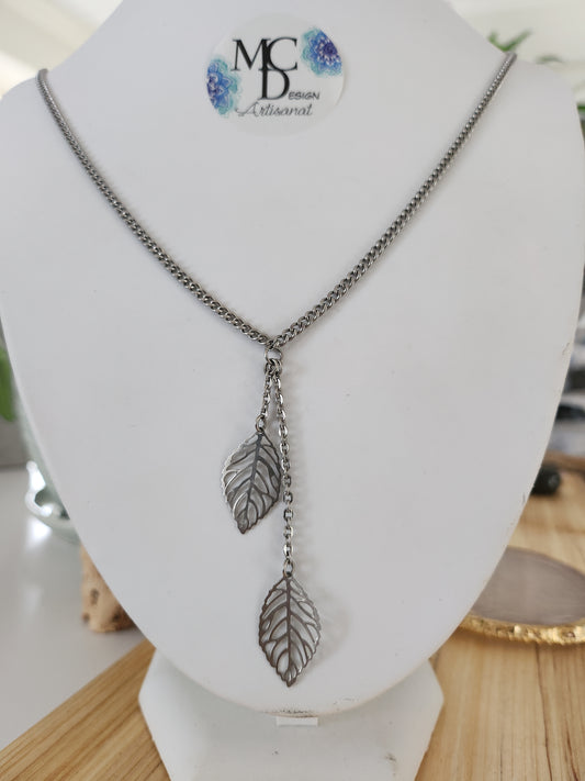 Collier mi-long Feuilles